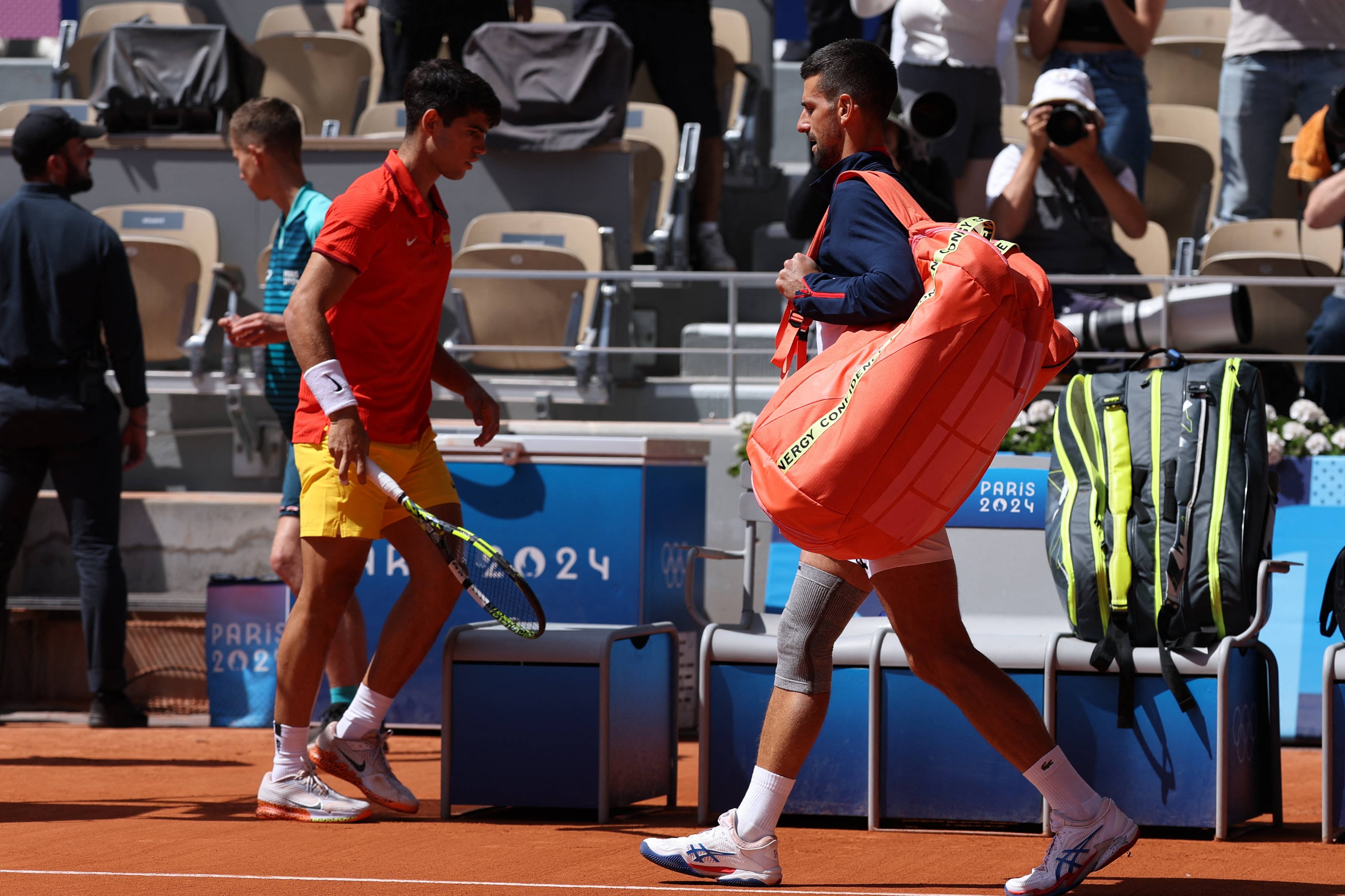 NG SPORTS-包含德约科维奇爆冷击败曼联，高光表现引爆全场！的词条