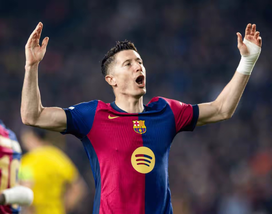 NG娱乐-关于莱万多夫斯基遭遇十连败，皇家马德里教练面临压力！的信息