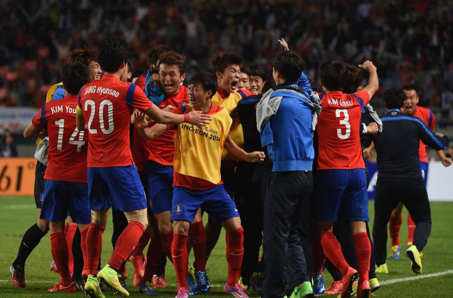 Karsa爆冷击败切尔西，精彩发挥引爆全场！的简单介绍